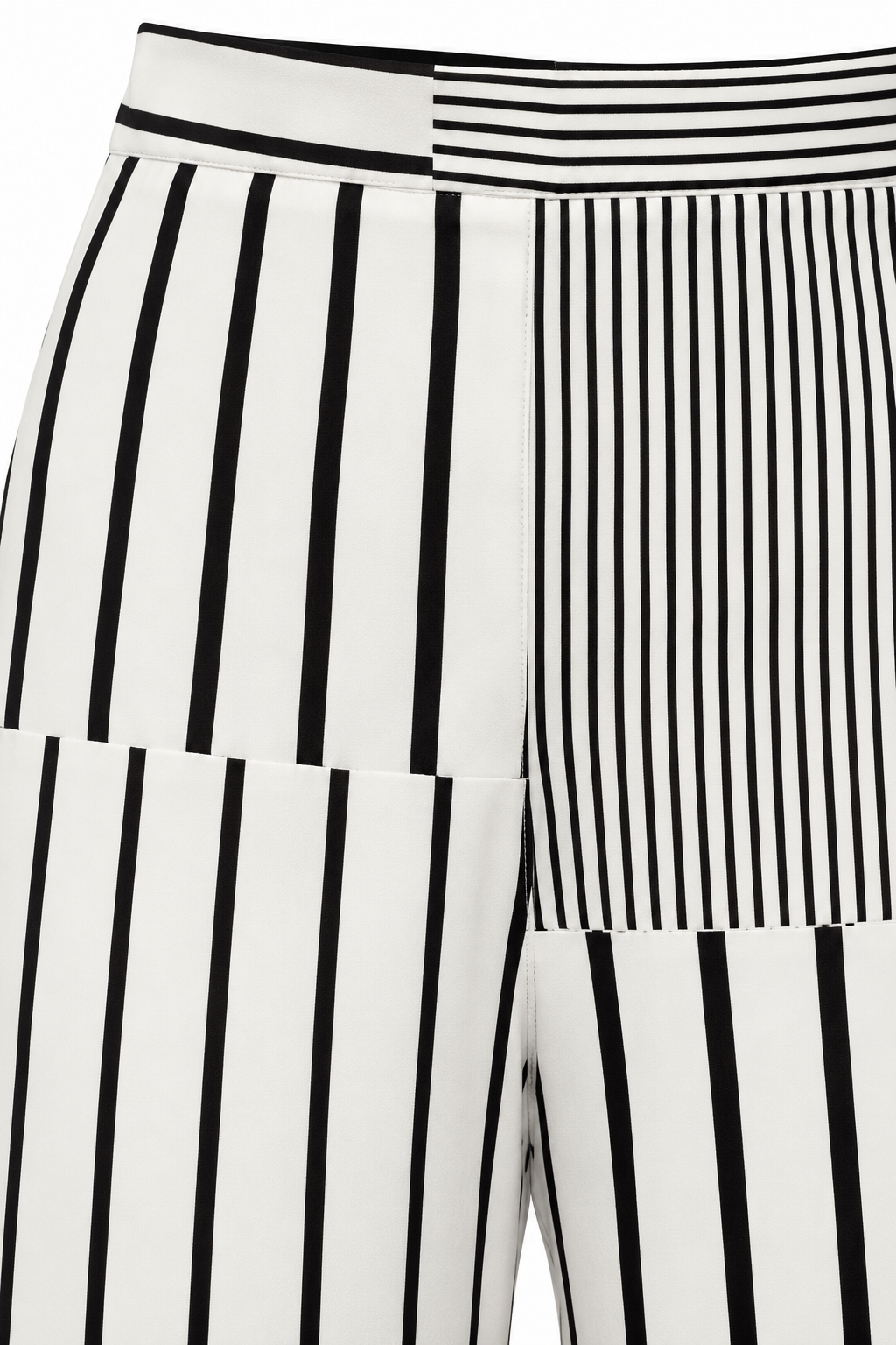 PANTALON ESTAMPADO — detalle de confección