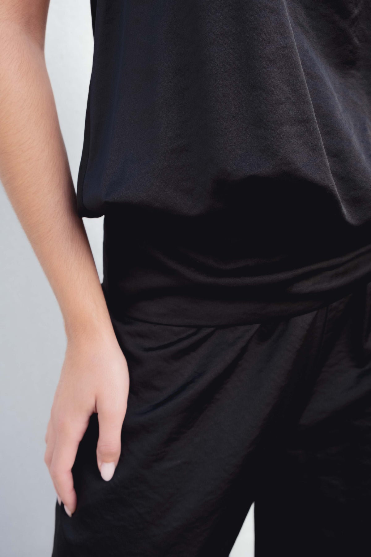 Top halter satinado