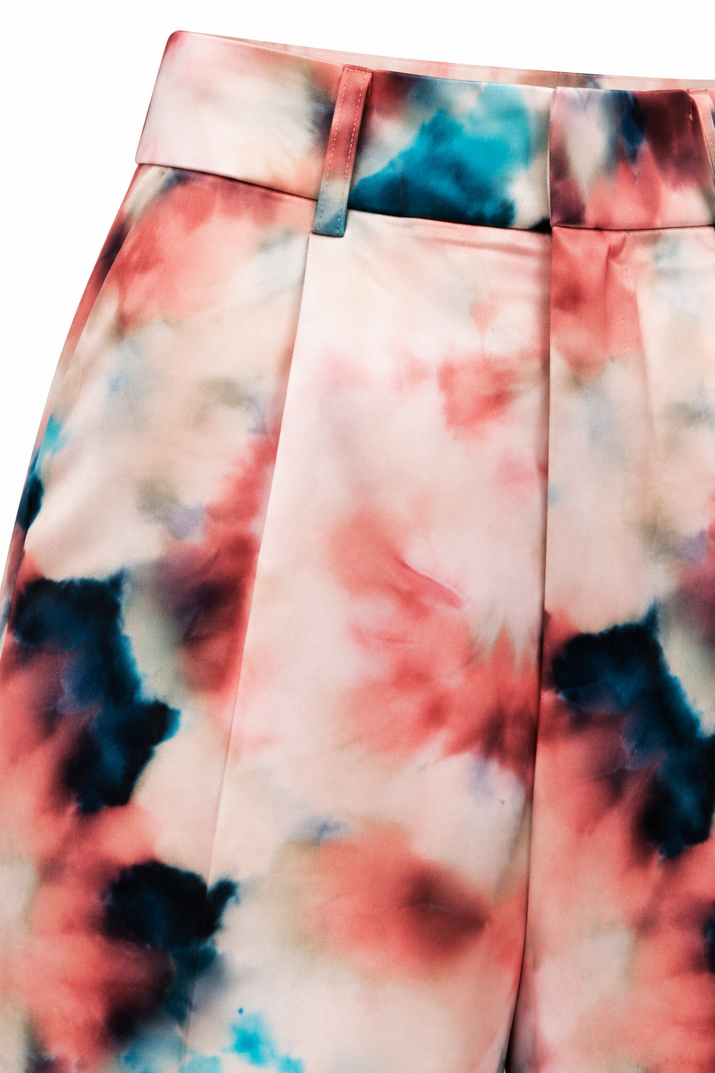 PANTALÓN RECTO ESTAMPADO TIE DYE — detalle de confección