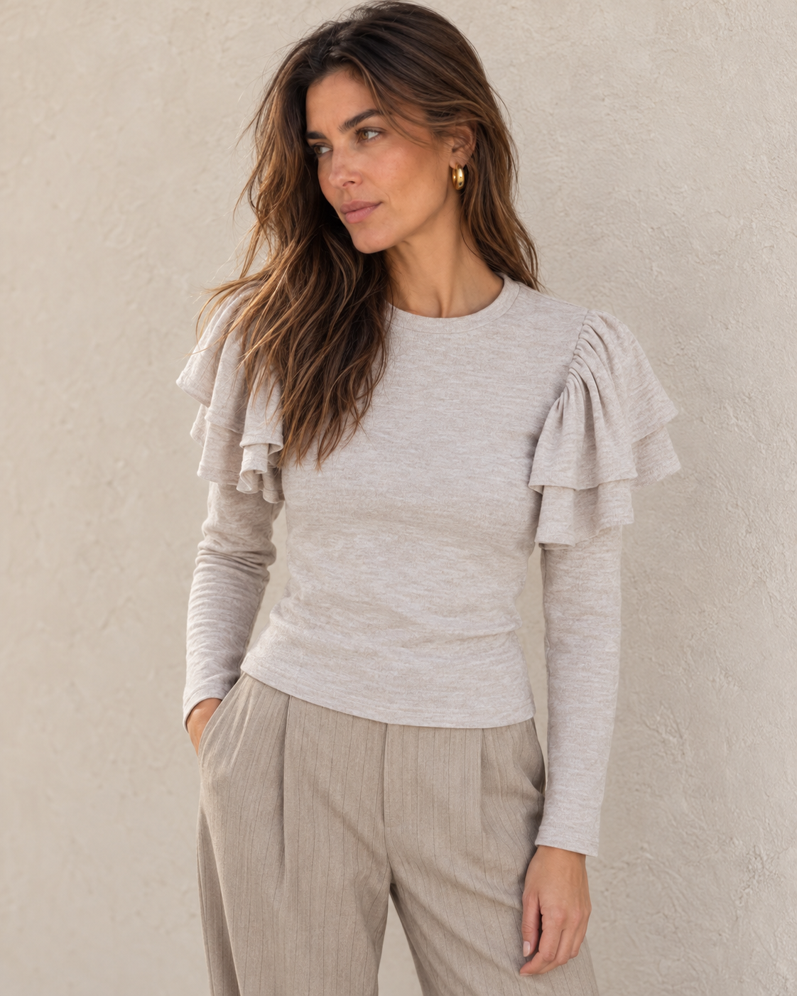 Camiseta con volantes de Anna Verona, detalle